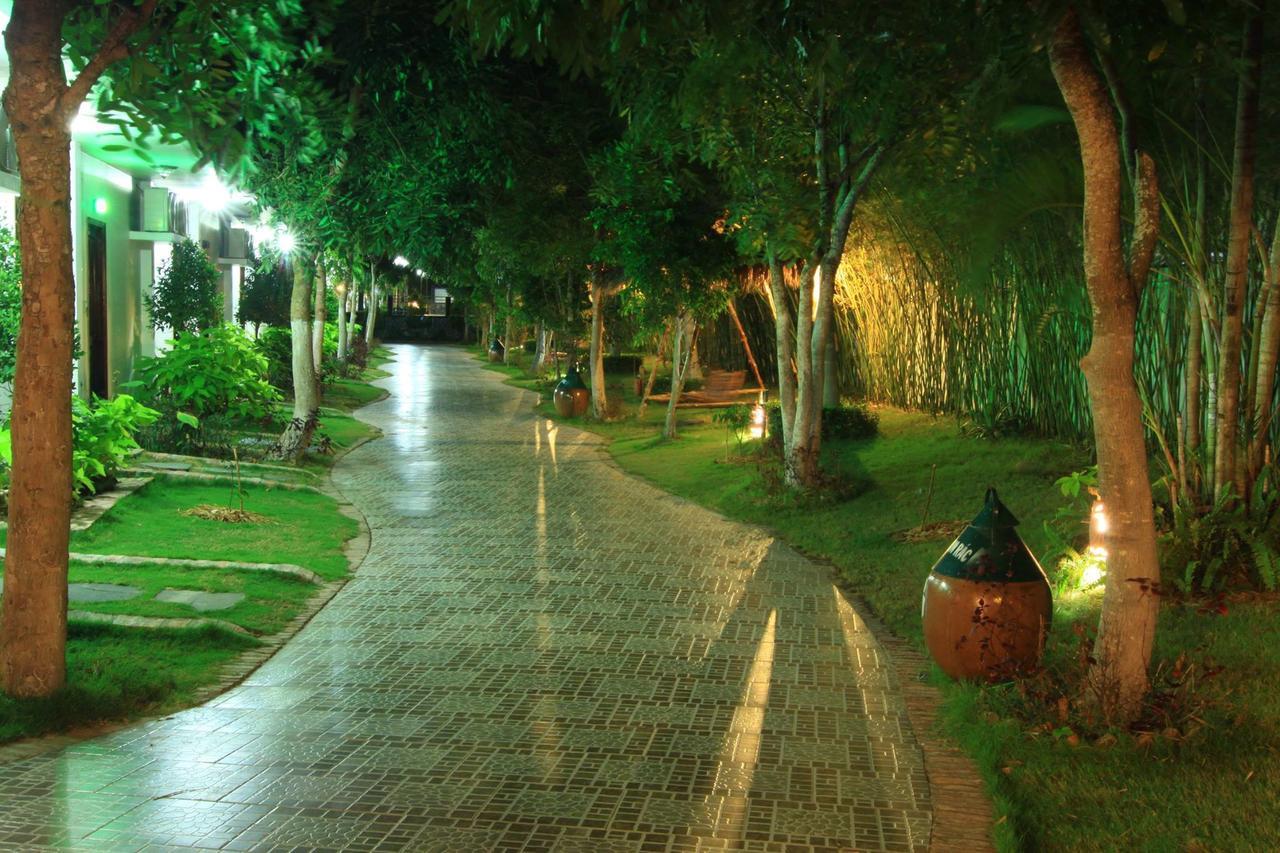 Ho Nam Resort Bac Lieu Buitenkant foto